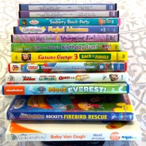 🤗 - Set of 12 DVD movies for kids. Elmo, Thomas, Paw Patrol, Care Bears, more..